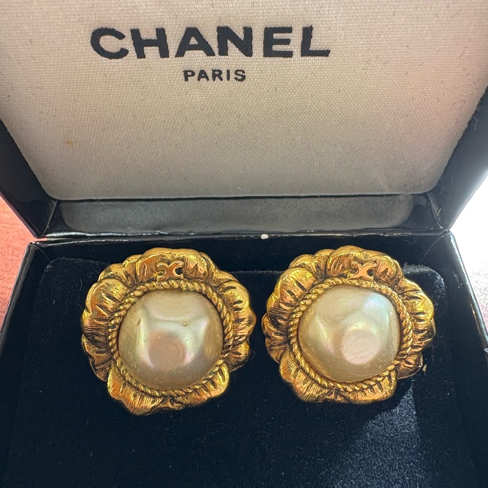 CHANEL Gold and Cream Floral Earrings